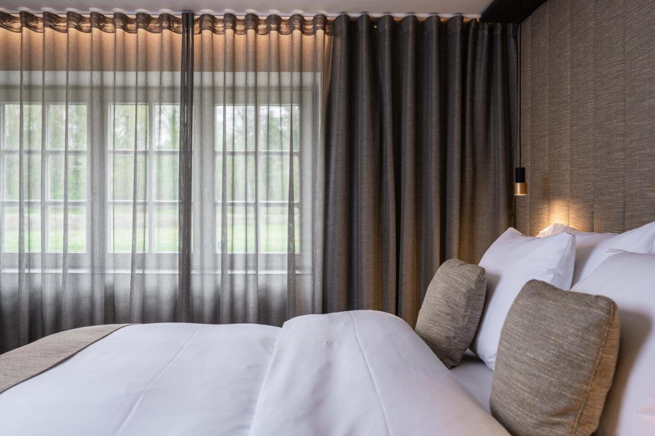 La Butte Aux Bois A Small Luxury Hotel Of The World Lanaken Bagian luar foto