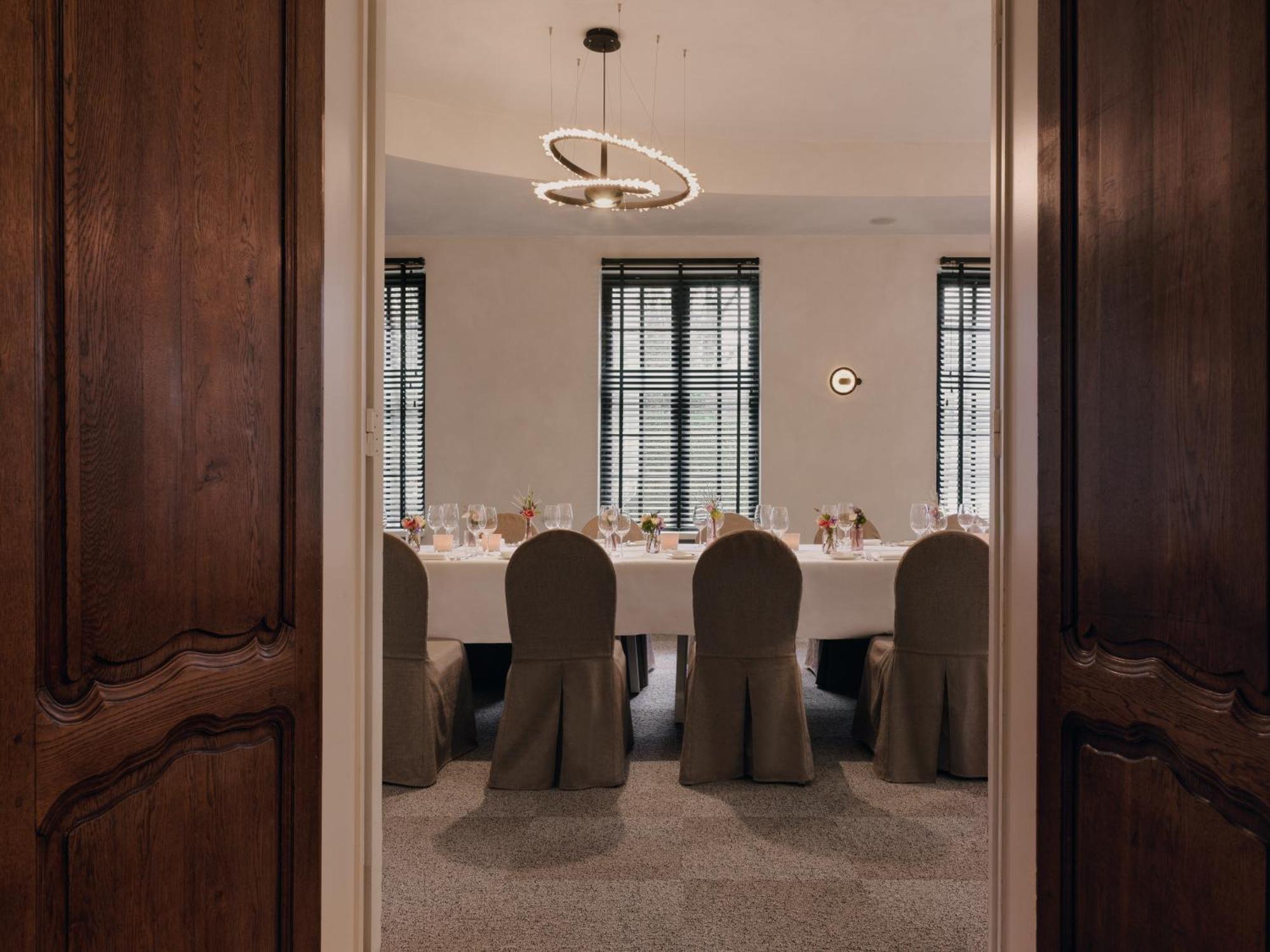 La Butte Aux Bois A Small Luxury Hotel Of The World Lanaken Bagian luar foto