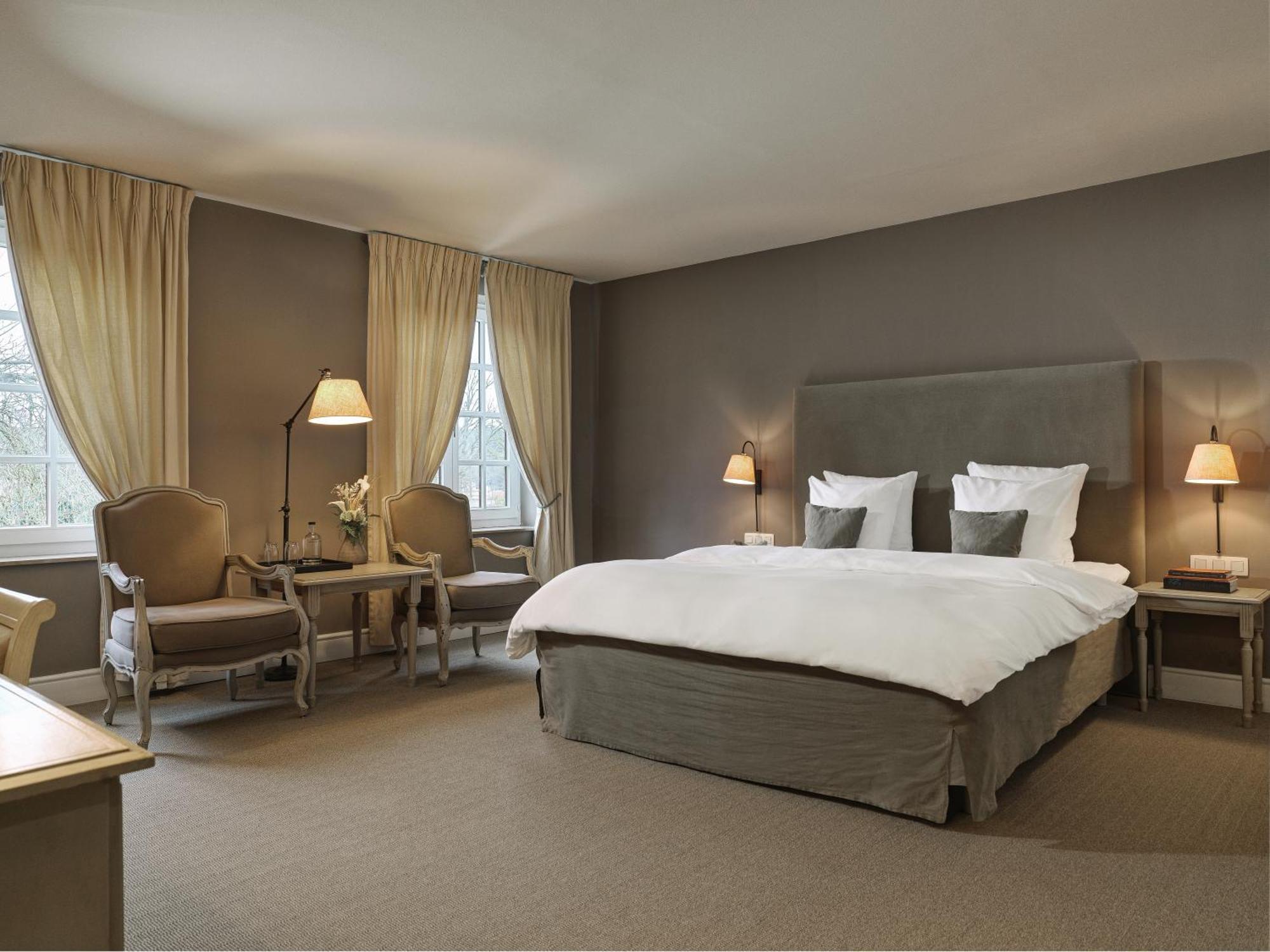 La Butte Aux Bois A Small Luxury Hotel Of The World Lanaken Bagian luar foto
