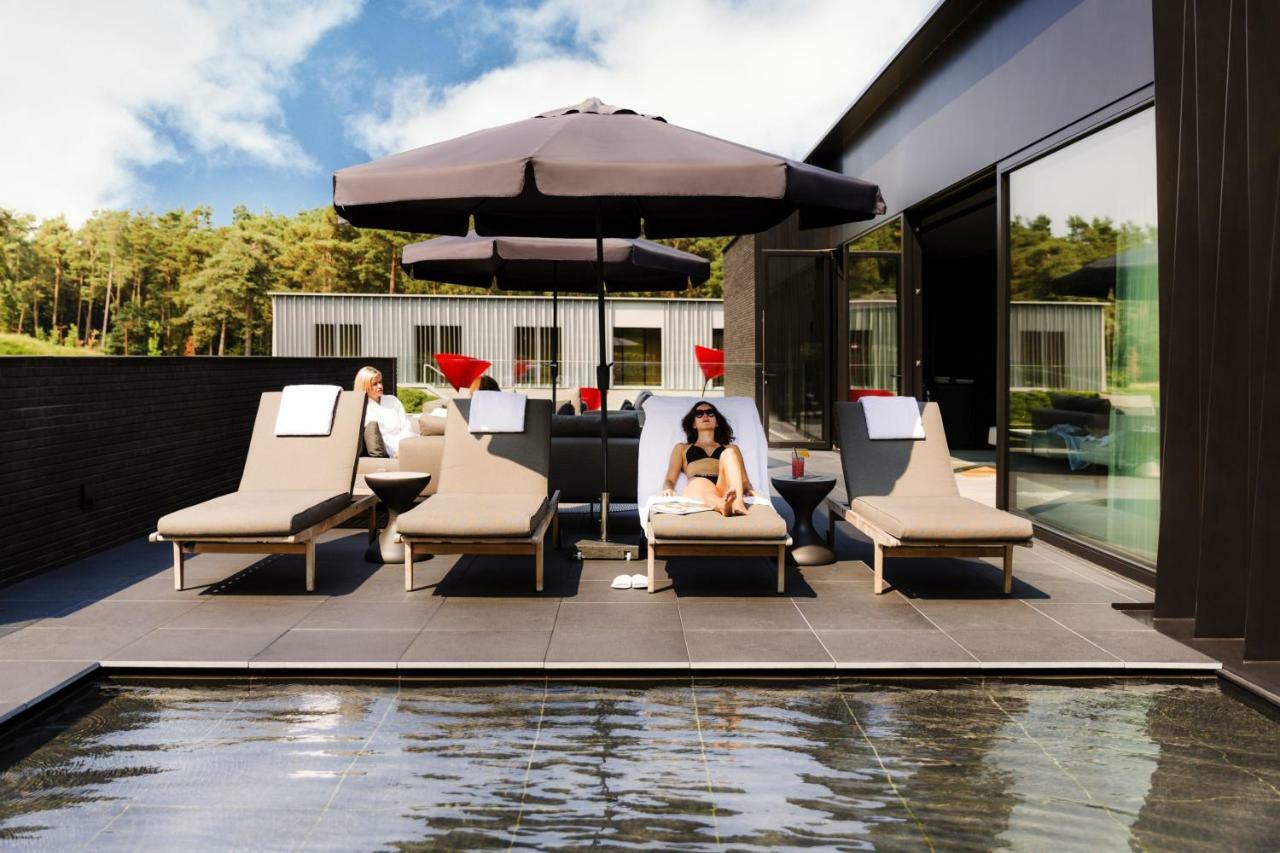La Butte Aux Bois A Small Luxury Hotel Of The World Lanaken Bagian luar foto